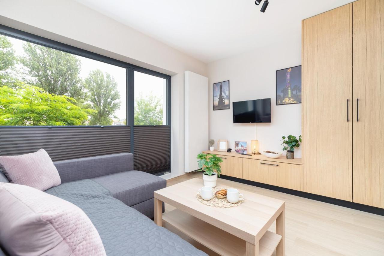 Апартаменти Cozy Sauna & Ac By Renters *